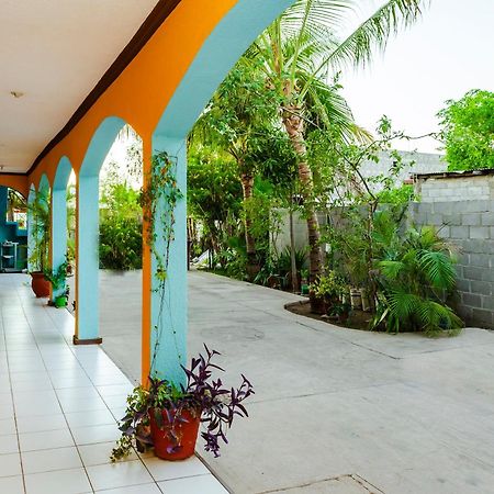 Oyo Hotel Miramar, Loreto Loreto  Ngoại thất bức ảnh