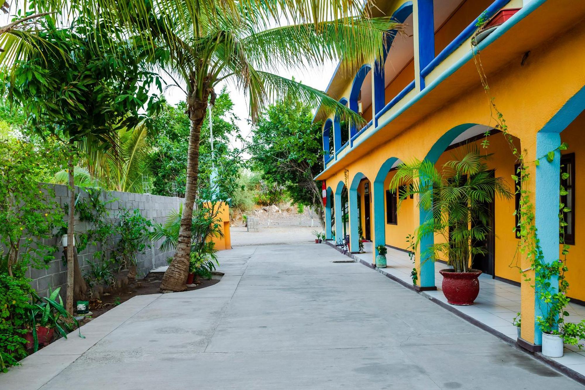 Oyo Hotel Miramar, Loreto Loreto  Ngoại thất bức ảnh