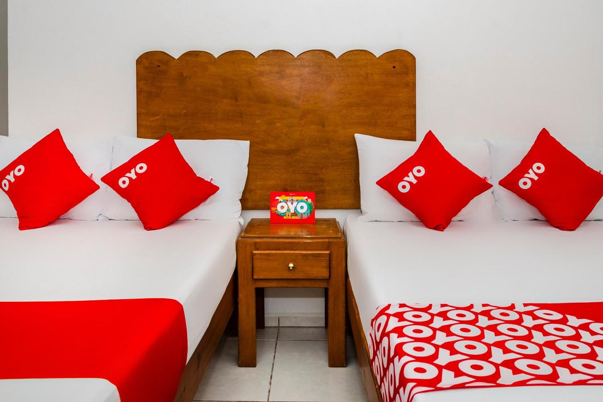 Oyo Hotel Miramar, Loreto Loreto  Ngoại thất bức ảnh